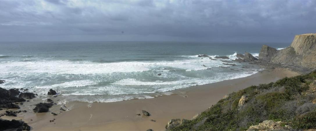 Herdade Amalia Rodrigues Zambujeira do Mar Luaran gambar